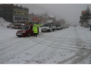 2 Gündür Kapalı Olan Mut Sertavul Geçidi Ulaşıma Açıldı