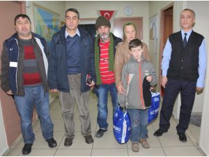 Sokağa Atılan Aileye Zabıta Sahip Çıktı