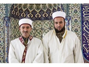 Suriyeli İmama Kucak Açtılar