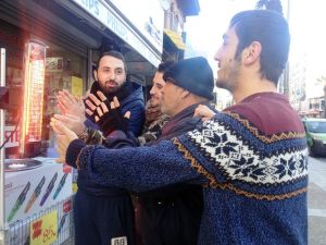 (Özel Haber) İzmirliler Soğuktan Isıtıcılara Akın Etti