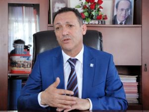 Köyde Kardan Mahsur Kalan Chp İl Başkanı Zeytinden Açıklama