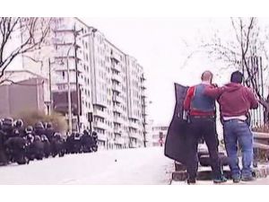 Afp: Saldırgan 2 Kişiyi Öldürdü