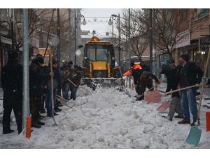 Kar Timi İş Başında