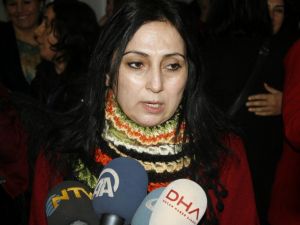 Hdp Eş Başkanı Yüksekdağdan Gündeme İlişkin Açıklama