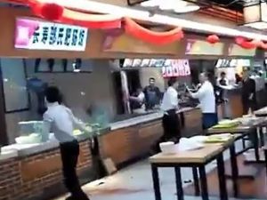 Müşteriye Sağlam Bir Dayak İkram Ettiler