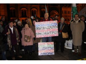 Macaristan’da Hükümeti Protesto Gösterisi