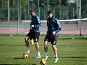Torku Konyaspor Topbaşı Yaptı