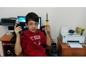 14 Yaşında Elektronik Uzmanı