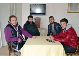 Ayvalıkgücü Belediyesporlu Futbolculardan Fatih Terim’e Destek