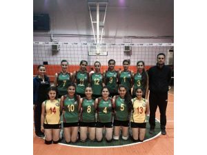 Büyükşehir Voleybolda İl Şampiyonu Oldu