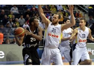 Fenerbahçe Kartal’ı Potaya Gömdü