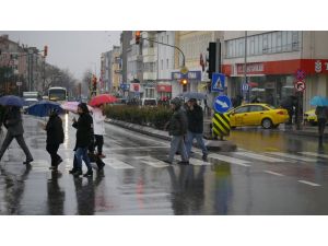Edirnede Karla Karışık Yağmur Başladı