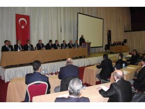 Karate Hakemleri Antalya’da Buluştu