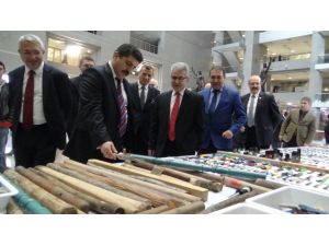Kesici Aletler Sergisine Kurdelalı Açılış
