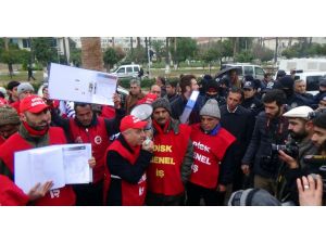 İşten Çıkarılan İşçiler Topladıkları İmzaları Meclise Götürdü