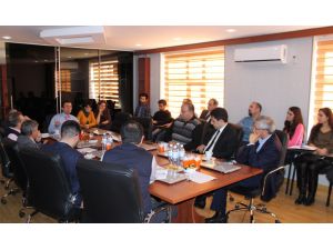 Hazar Üniversitesi Türk Dünyası Araştırma Merkezi’nde İlk Akademik Seminer Düzenlendi