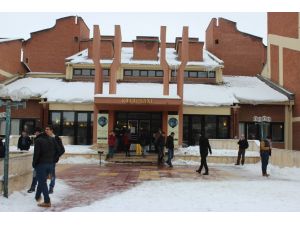 (Özel Haber) Anadolu Üniversitesi Kütüphanesini 1 Ayda 153 Bin Kişi Kullandı