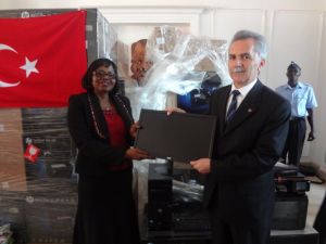 Orta Afrika Cumhuriyeti Bangui Belediyesi’ne Teknik Ekipman Desteği