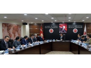 Bakan Zeybekci ‘Navlun’ Sorununa El Atacak