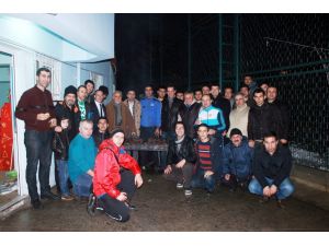Özkahya, Yalovada Hakem Arkadaşları İle Mangal Partisi Yaptı