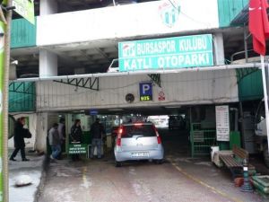 Bursaspor Otoparkının Hali İçler Acısı