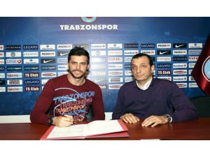 Trabzon İmzayı Attırdı
