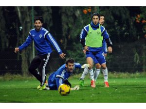 Kasımpaşada İkinci Yarı Hazırlıkları Sürüyor