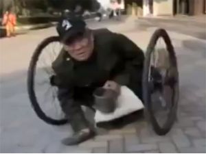 Dilenebilmek İçin Yaptı !