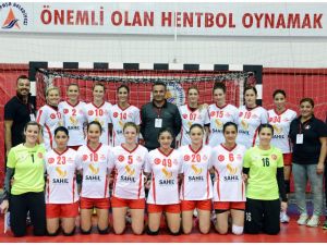 Muratpaşa, Kanarya Deplasmanında