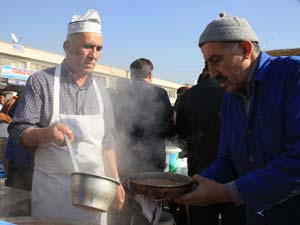 Şoförler Aşurede Buluştu