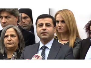 Hdp Lideri Yaşar Kemal’i Ziyaret Etti