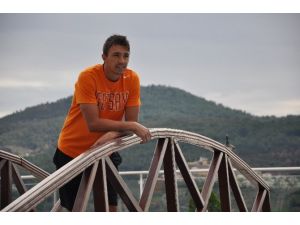 Muslera Gidecek Mi ?
