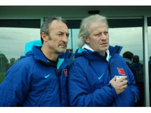 Uefa Pro Lisans 2. Aşama Kursu Devam Ediyor