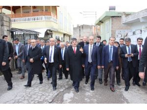 Bakan Güllüce, Adıyamanda Kentsel Dönüşüm Alanlarını Gezdi