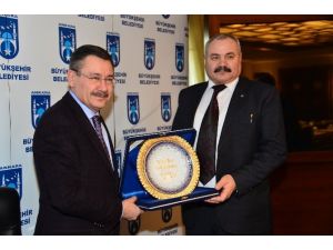 Moldova’dan Melih Gökçek’e Ziyaret