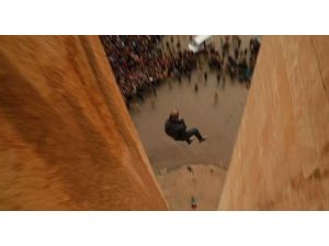 Işid 2 Eşcinseli Yüksek Binadan Atarak Öldürdü