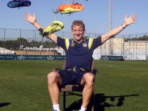 Kuyt, Taraftarı Özledi
