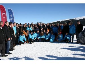 Uludağ’da Atlı Kızak Şampiyonası Nefes Kesti