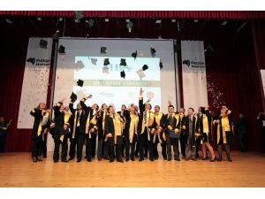 Petkim’de Geleceğin Yöneticileri Mezun Oldu