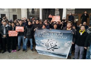 Özgür-der’den Sabah Namazında Protesto