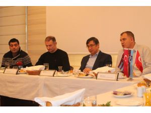 Trabzonspor Medical Park Basketbol Takımı Antrenörü Markoviç, Basınla Kahvaltıda Buluştu
