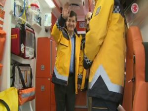 Davutoğlu Düğmeye Bastı 798 Ambulans Hizmete Başladı