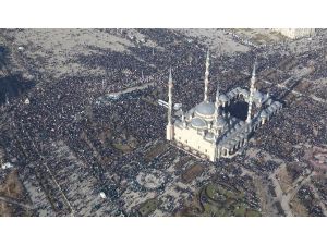 1 Milyona Yakın Kişiyle Protesto Edildi