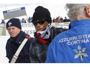 Ünlü Golfçu Tiger Woods, Kamera Yüzünden Dişinden Oldu