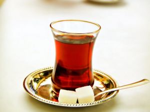 Çay İçerken De Demlerken De Bunlara Dikkat Edin