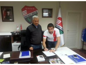 Kocaeli Birlikspor, Elazığspordan Atilla Yıldırımı Kadrosuna Kattı