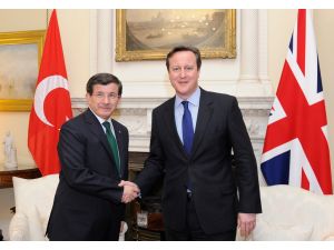 Davutoğlu, İngiltere Başbakanı Cameron İle Görüştü