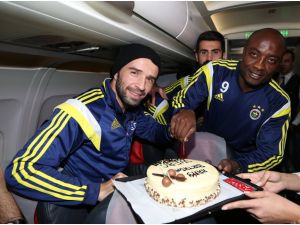 Gökhan Ve Weboya Havada Sürpriz Doğum Günü