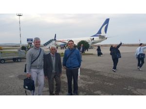 Sinoptan İlk Uluslararası Uçuş Kutsal Topraklara