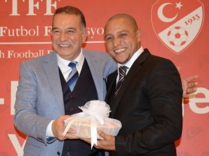 Roberto Carlos Neden Yıldız Oyuncu Çıkmadığını Açıkladı